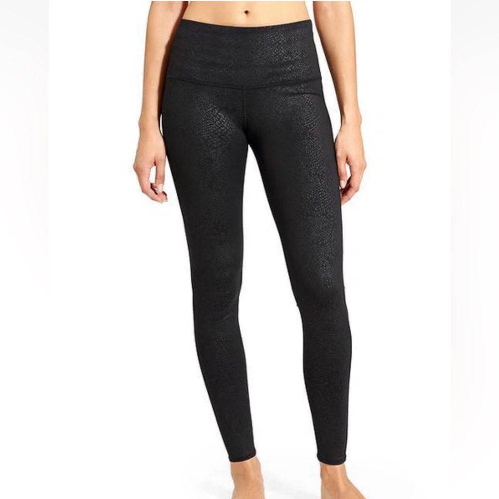 Athletaโ High Rise Serpent Chaturanga Tight, Black SIZE M 349596